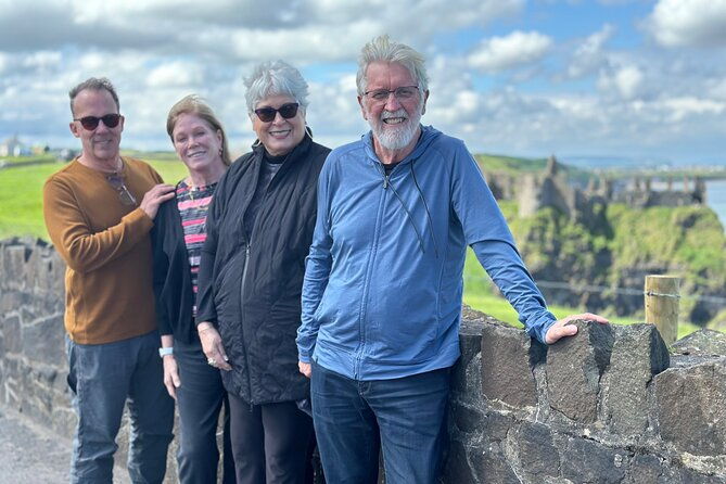private-mercedes-luxury-giants-causeway-and-coastal-tour