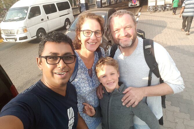 Private Mini Van Tours from Colombo and Bandaranayake International Airport - FAQ