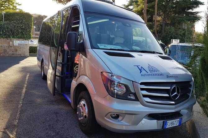 private-minibus-airport-transfer-up-to-20-people