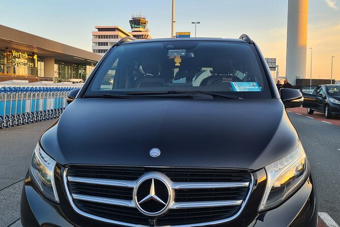 private-minivan-transfer-to-rotterdam