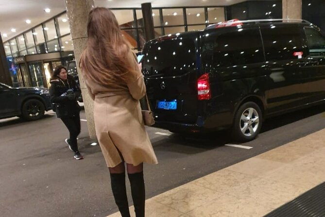 private-minivan-transfer-to-rotterdam