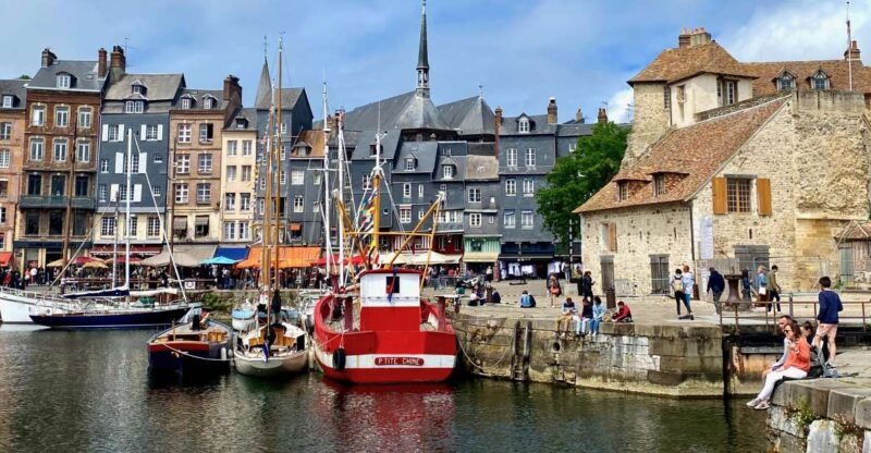 private-mont-saint-michel-honfleur-trip-by-mercedes