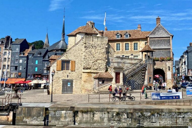 private-mont-saint-michel-honfleur-trip-by-mercedes