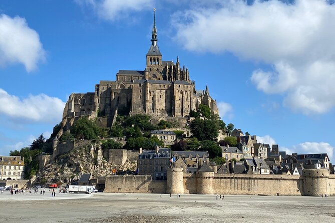 private-mont-saint-michel-normandy-d-day-express-trip-from-paris-2