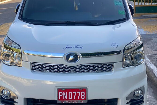 private-montego-bay-airport-transfer-to-hotels-in-falmouth