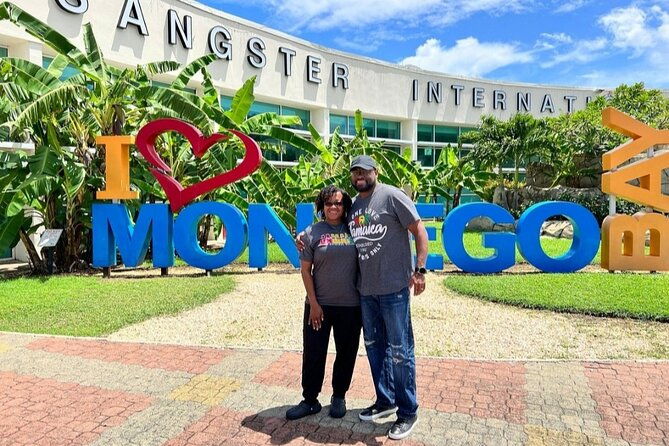 private-montego-bay-airport-transfer-to-runaway-bay-st-ann