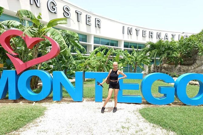 private-montego-bay-airport-transfer-to-runaway-bay-st-ann