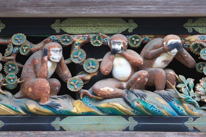 private-morning-hike-around-nikko-toshogu-shrine