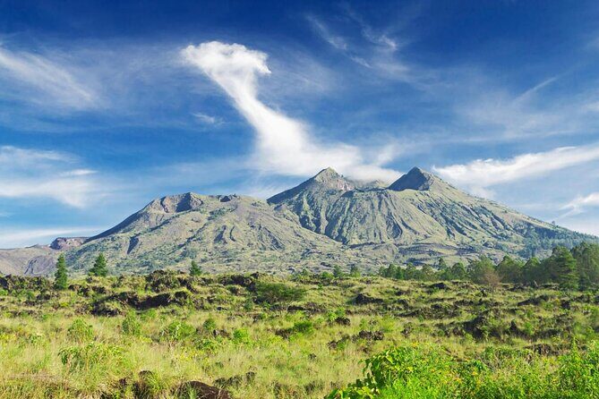 Private Mount Batur Sunrise Trekking And Natural Hot Springs - What to Expect From This Tour