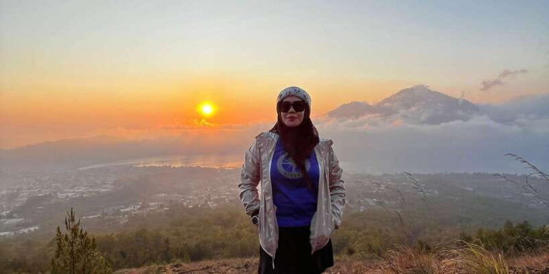 private-mt-batur-hike-with-hot-springs-hotel-transfer