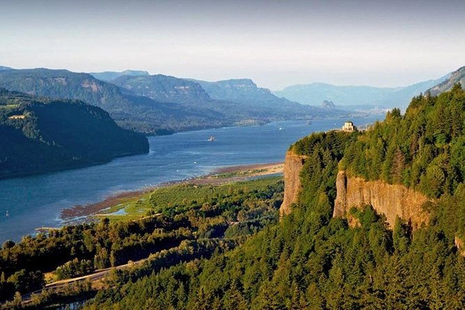 private-mt-hood-columbia-river-gorge-waterfalls-tour-from-portland