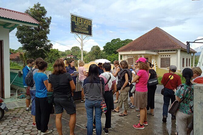 Private Multiday Tour in Minangkabau with accommodation 4 days - Transportation and Logistics: Comfort and Convenience