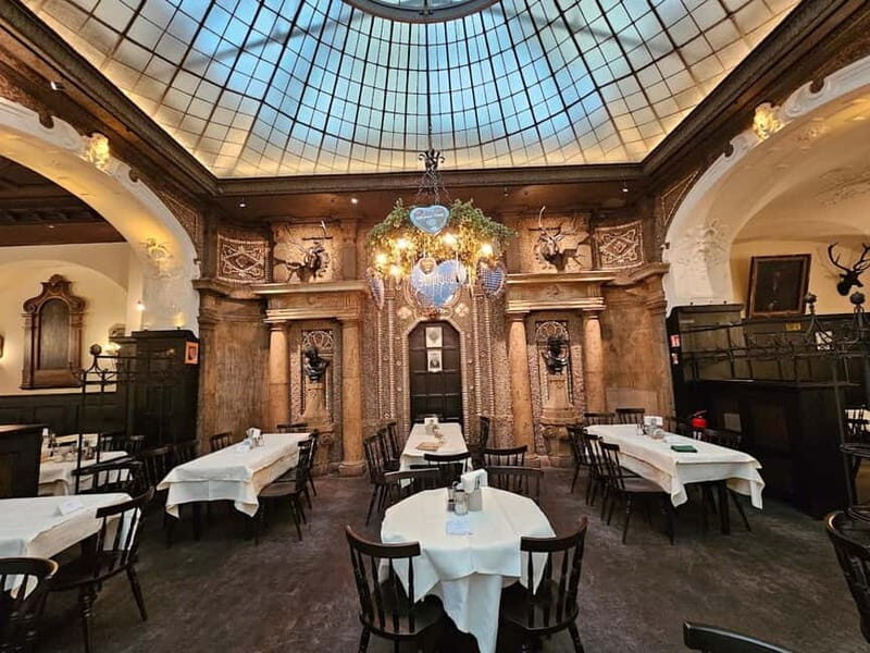 Private Munich Beer Hall-Hopping, 3-Course-Menu & Tasting - Key Points