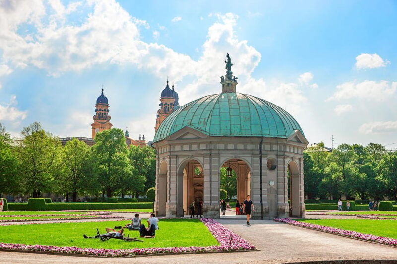 private-munich-old-town-and-historical-city-walking-tour