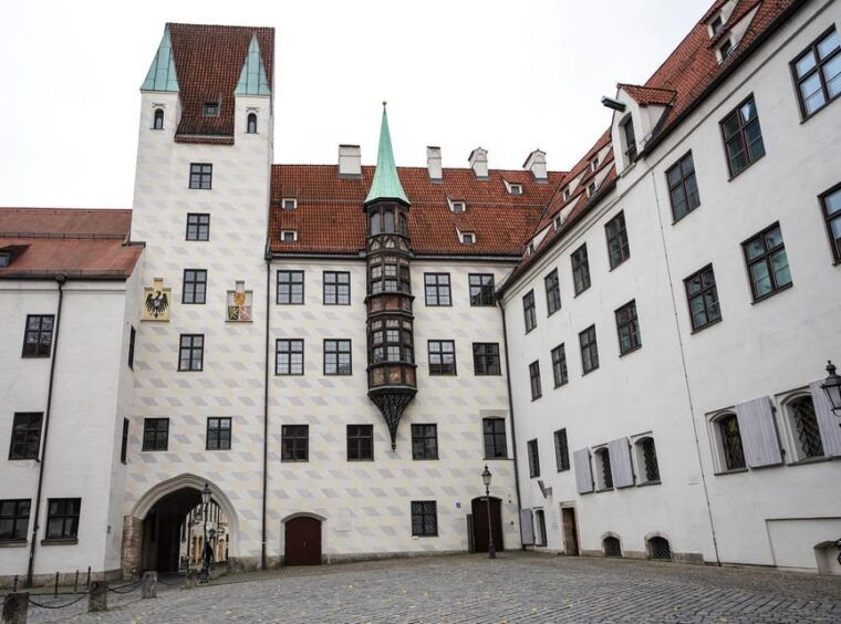 private-munich-old-town-and-historical-city-walking-tour