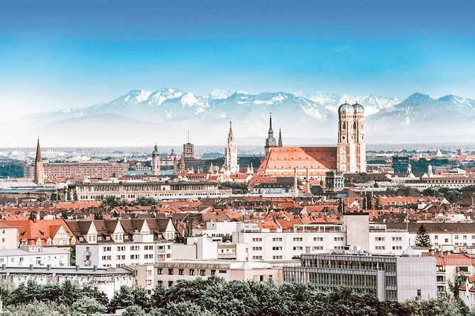private-munich-tour-for-history-buffs-with-architectural-gems-and-wwii-sites