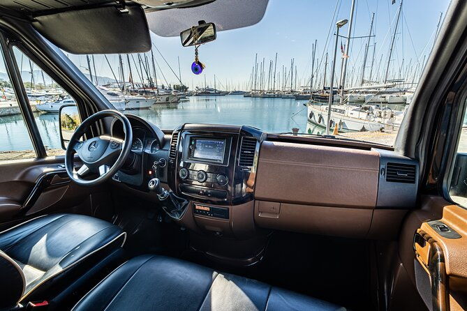 private-mykonos-airport-port-luxury-transfer