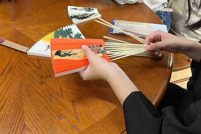 private-nagoya-tour-with-folding-fan-making-experience