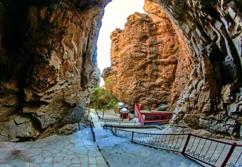 Private Nakhchivan day and 2 day tour - Relaxing at Duzdag Salt Caves  