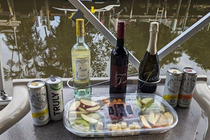 private-naples-bay-and-port-royal-sunset-cruise