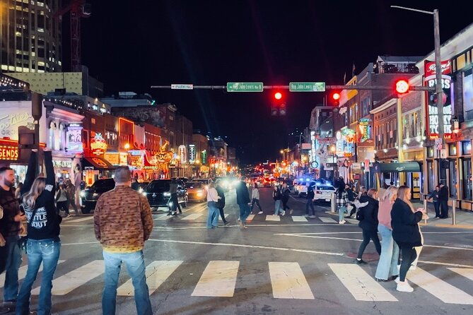 private-nashville-tour-up-to-7-passengers