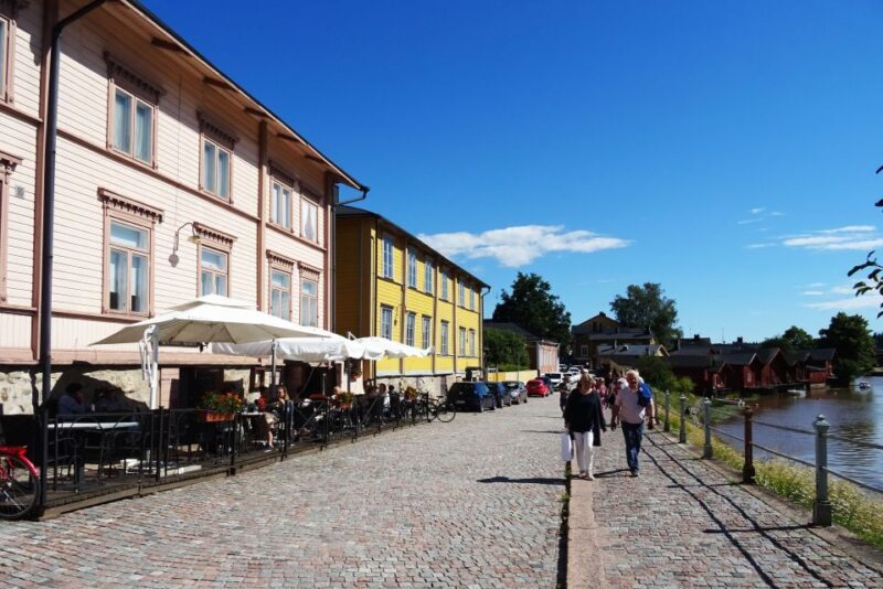 Private National Park and Porvoo Old Town tour from Helsinki - Key Points