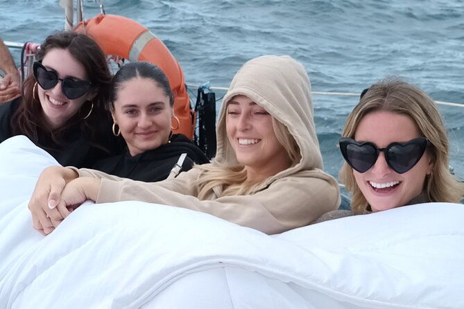 private-naval-sailboat-tour-in-barcelona-up-to-11-people