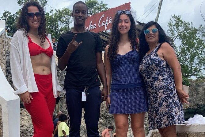 private-negril-7-mile-beach-and-ricks-cafe-tour-from-montego-bay