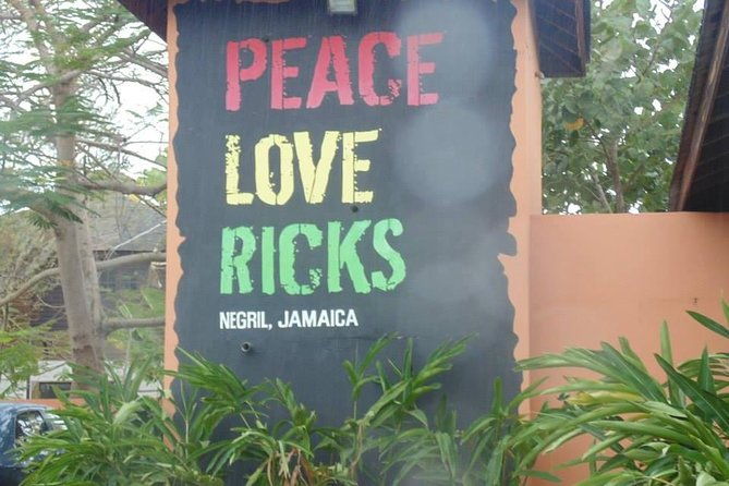 private-negril-beach-ricks-cafe-sunset-tour
