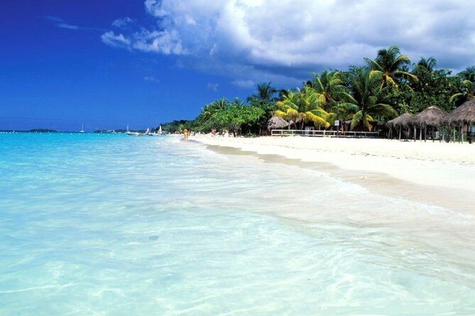 private-negril-day-trip-to-seven-miles-beach-and-ricks-cafe-from-runaway-bay