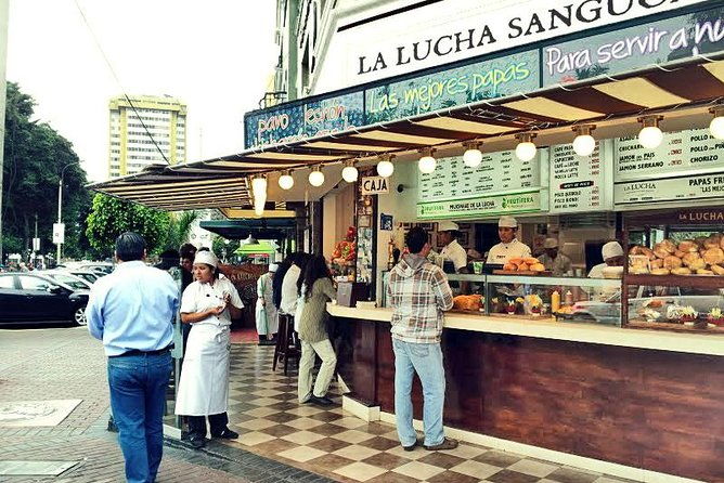 private-neighborhoods-tour-miraflores-barranco-chorrillos