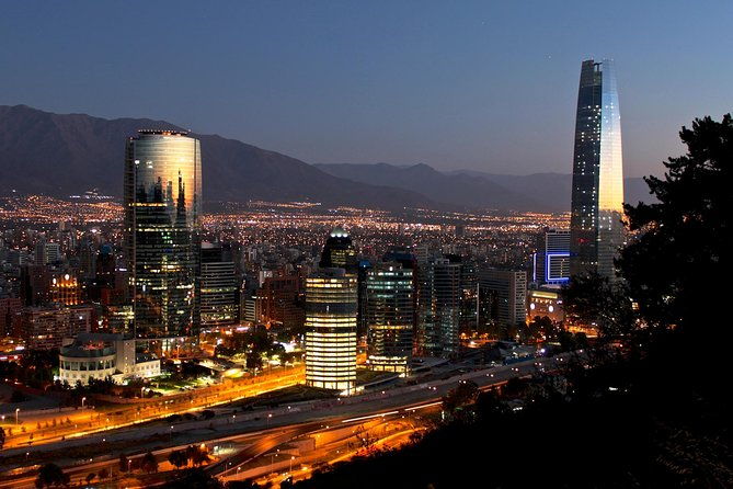 private-night-city-tour-with-san-cristobal-hill-and-dinner-show