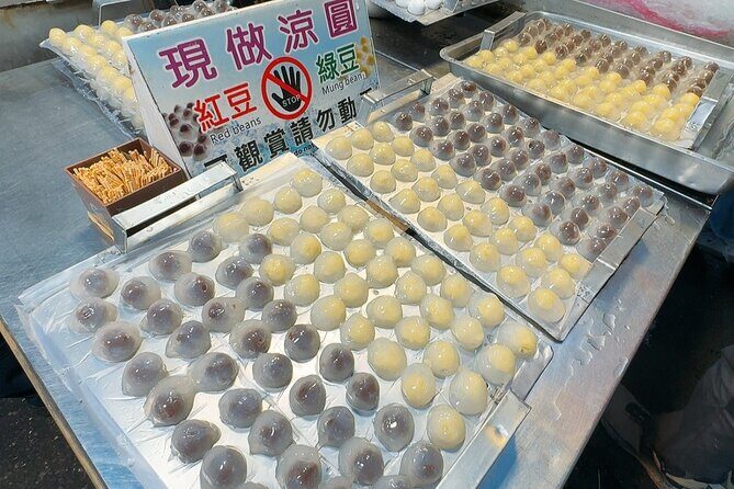 Private Night Market Tour with a Variety of Food Tastings - Discovering Taipei’s Night Market Culture