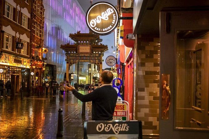 private-night-street-photography-workshop-soho-afterdark