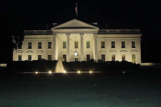 Private Night-Time Monuments Tour of DC for up to 10 Guests - FAQs