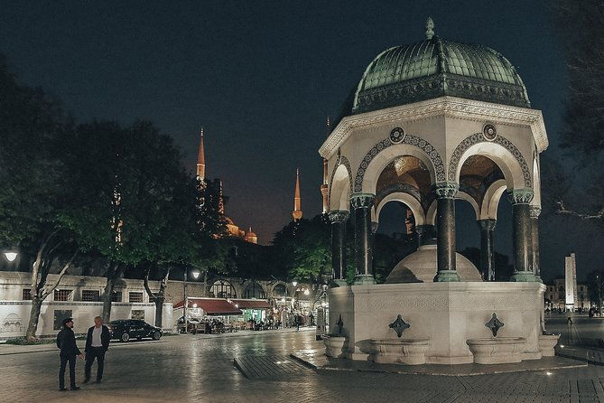private-night-tour-in-istanbul-with-friendly-local-guide