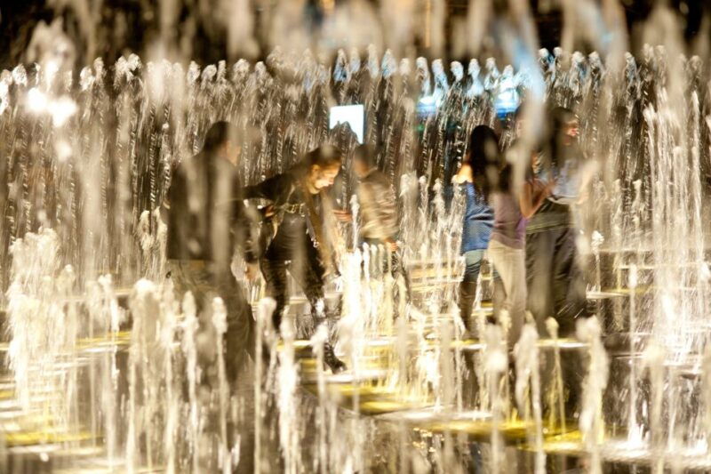 private-night-tour-in-lima-to-the-magic-water-circuit