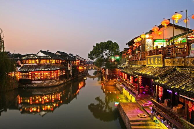 Private Night Tour to Xitang Water Town from Shanghai - Exploring the Itinerary in Detail