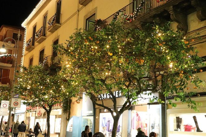 private-night-transfer-amalfi-coast-to-naples