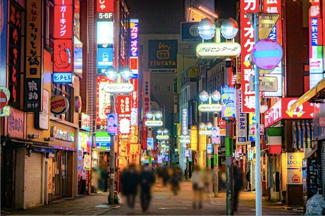 private-night-walking-tour-shibuya-bar-hopping-w-master-guide