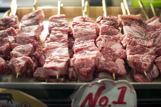 private-nijo-castle-sightseeing-and-nishiki-food-tour