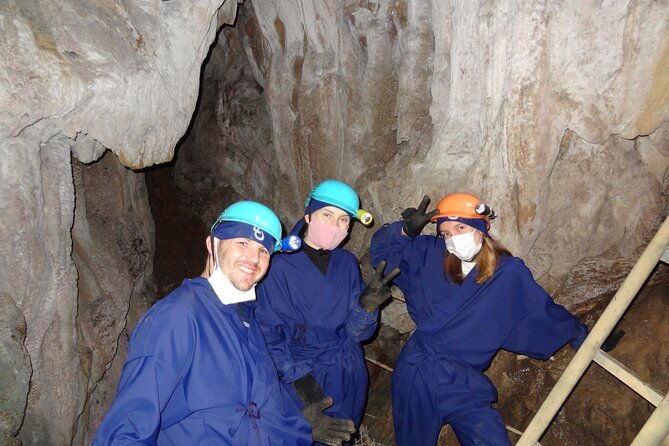 private-ninja-training-in-a-cave-in-hidaka