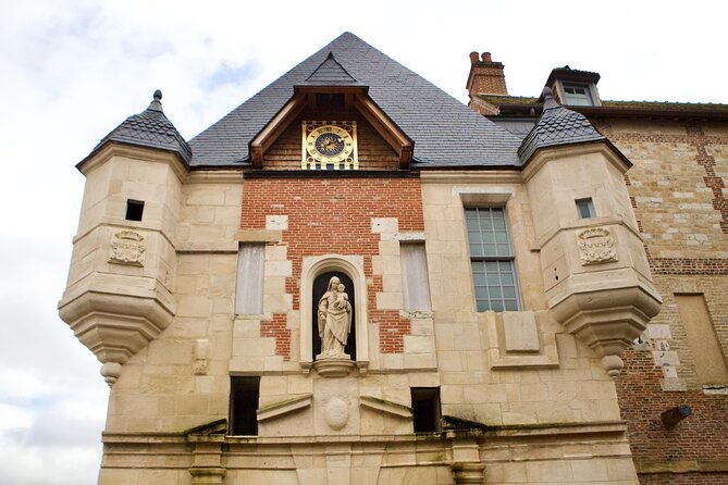 private-normandy-rouen-honfleur-etretat-day-trip-from-paris