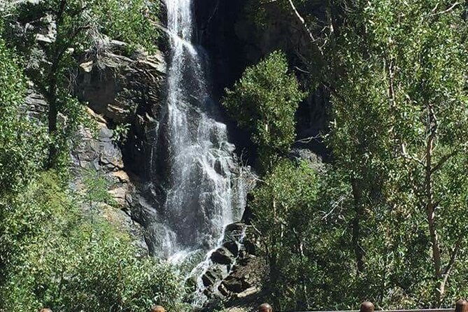 private-northern-hills-tour-including-spearfish-canyon-deadwood