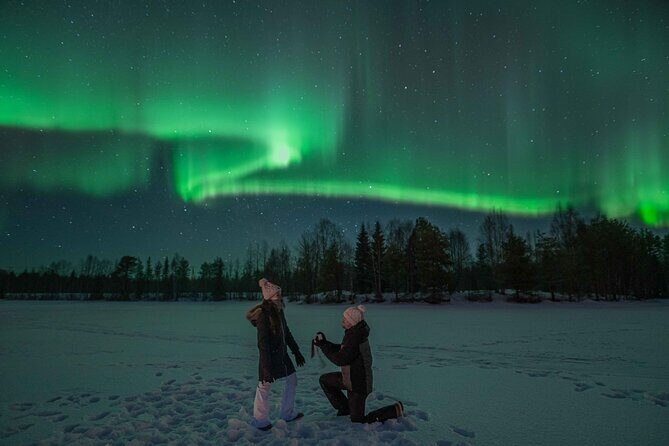 Private Northern Lights Photography Hunting - The Role of Guides and Photography