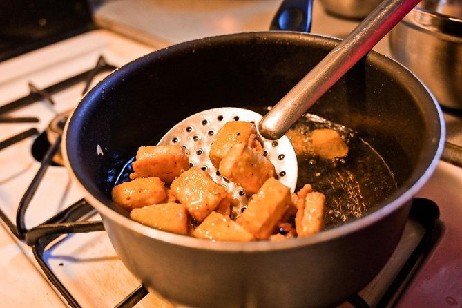 private-nyc-cooking-class-learn-to-cook-indian-and-soul-food-in-east-harlem