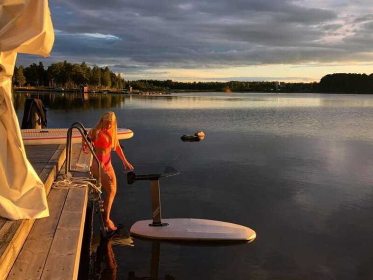 private-offwater-efoil-hydro-fliteboard-rental-experience