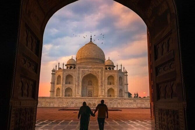 Private Old and New Delhi Tour - Best of Delhi in 8 Hours with Entrances - Practical Tips for Your Day in Delhi