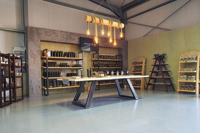 private-olive-oil-tour-tasting-with-lunch-from-katakolo-port-2