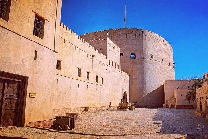 Private Oman Full Day Guided Sightseeing Tour - Authentic Experiences and Insights from Travelers